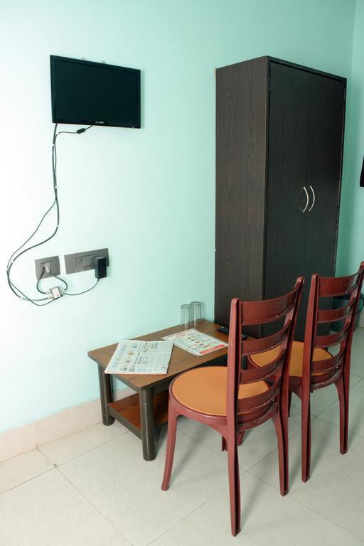 Hotel Nirmal Inn Bhubaneswar Phòng bức ảnh