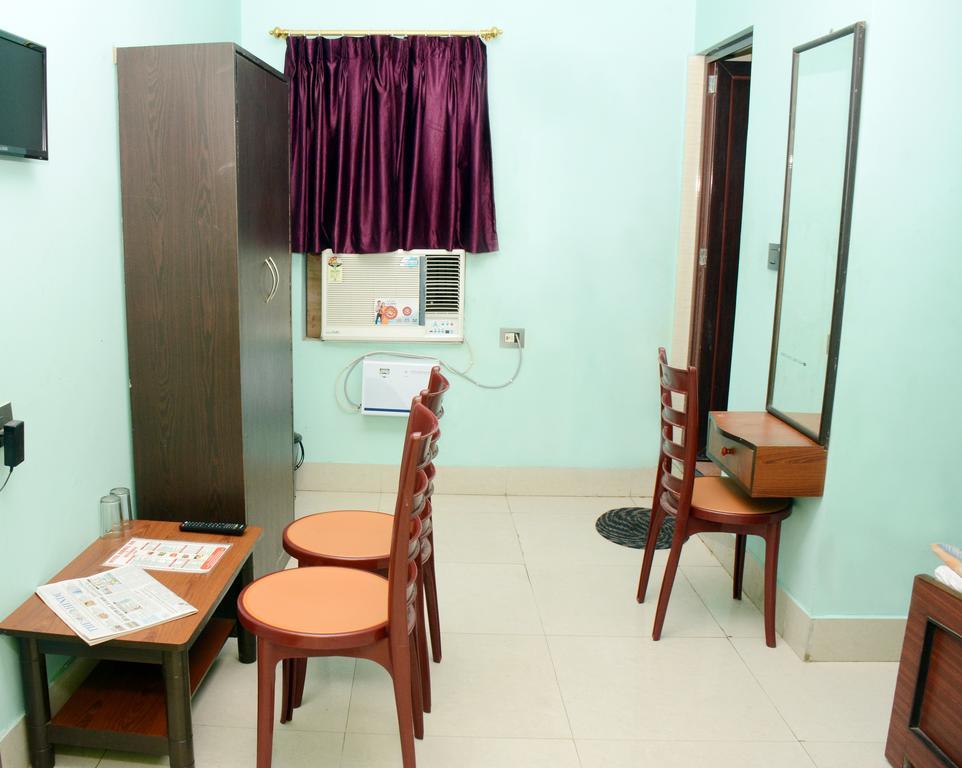 Hotel Nirmal Inn Bhubaneswar Phòng bức ảnh